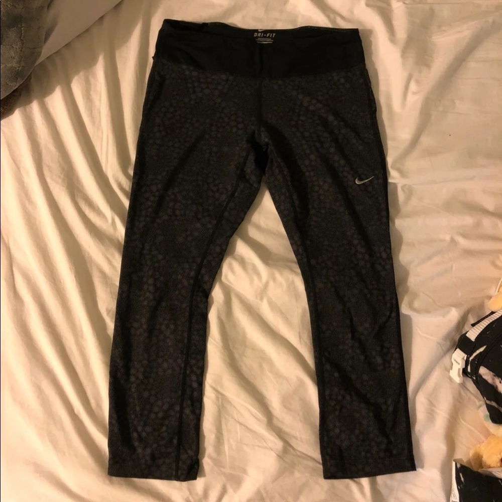 Nike leggings